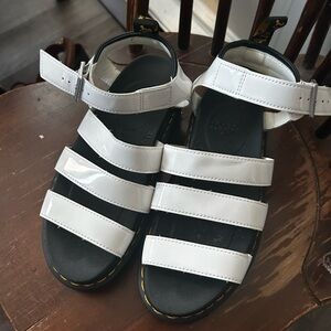 Dr Martins Sandals